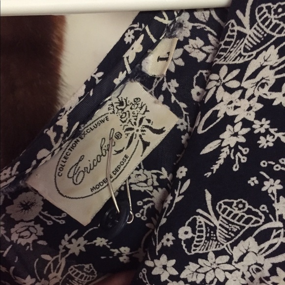 Dress - Picture 4 of 4